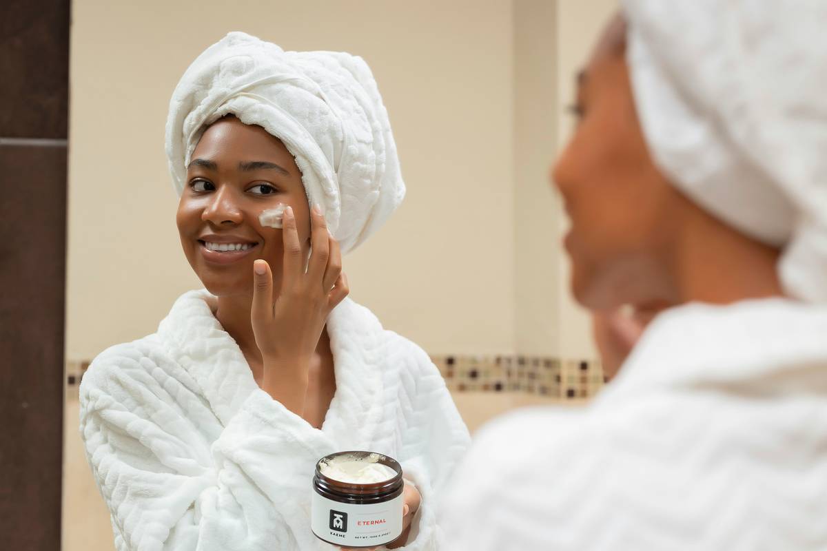 Why Your Skin Still Breaks Out—Even When You Swear By Zinc Supplements for Skin
